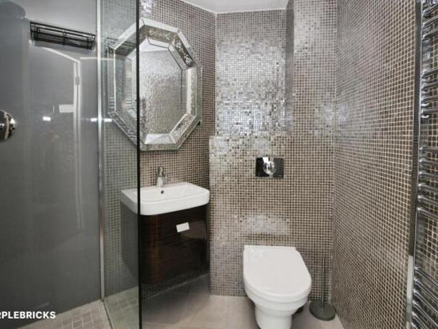 Apartment for sale in Leeds, West Yorkshire
