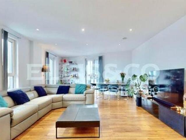 House for sale in Wembley, Greater London