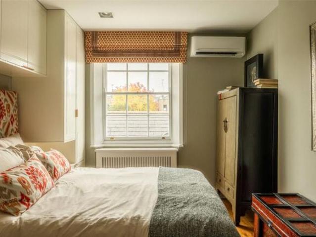 Apartment for sale in Notting Hill, Greater London