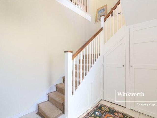 Apartment for sale in England