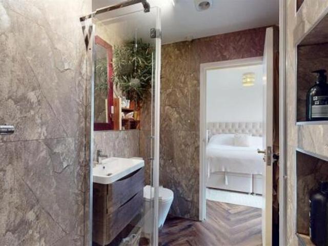 Apartment for sale in Epping