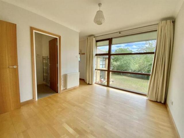 Apartment for sale in Epping