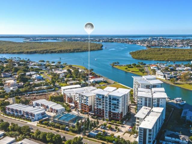 Apartment for sale in Hope Island, Gold Coast City