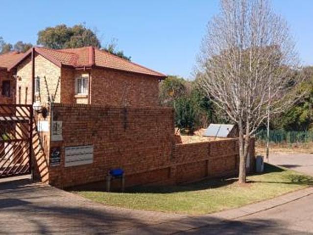 Apartment for sale in Graaff Reinet, Eastern Cape