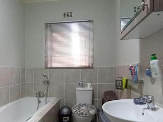Apartment for sale in Graaff Reinet, Eastern Cape