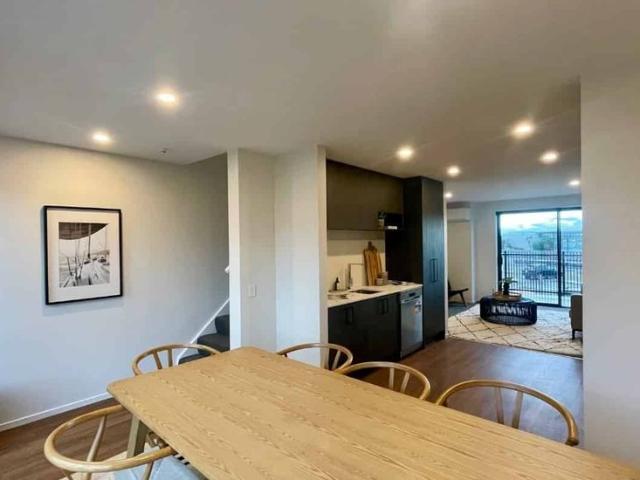 Apartment for rent in Addington, Canterbury
