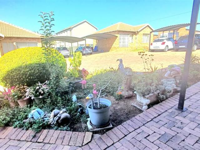Apartment for sale in Ekurhuleni, Gauteng