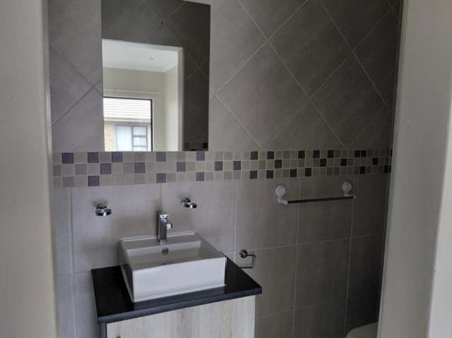 Apartment for rent in Jansenpark, City of Ekurhuleni Metropolitan Municipality