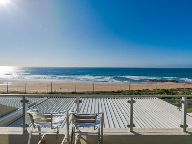 Apartment for sale in Amanzimtoti, Kwazulu-natal
