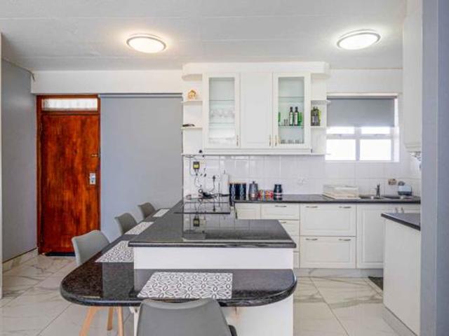 Apartment for sale in Seaview, Kwazulu-natal