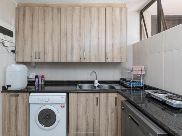 Apartment for rent in Seaview, Kwazulu-natal