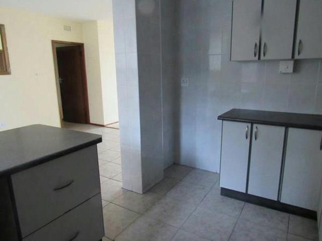 Apartment for rent in Seaview, Kwazulu-natal