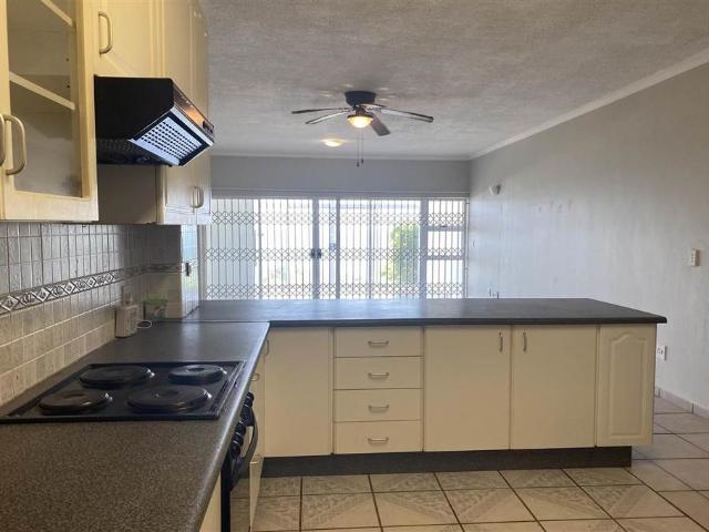 Apartment for sale in Seaview, Kwazulu-natal