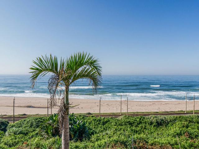 Apartment for sale in Amanzimtoti, Kwazulu-natal