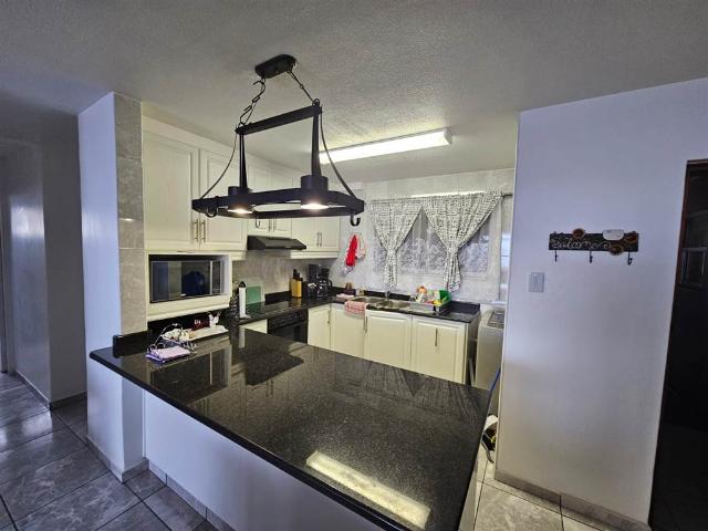 Apartment for sale in Seaview, Kwazulu-natal