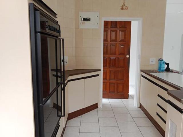 Apartment for rent in Seaview, Kwazulu-natal