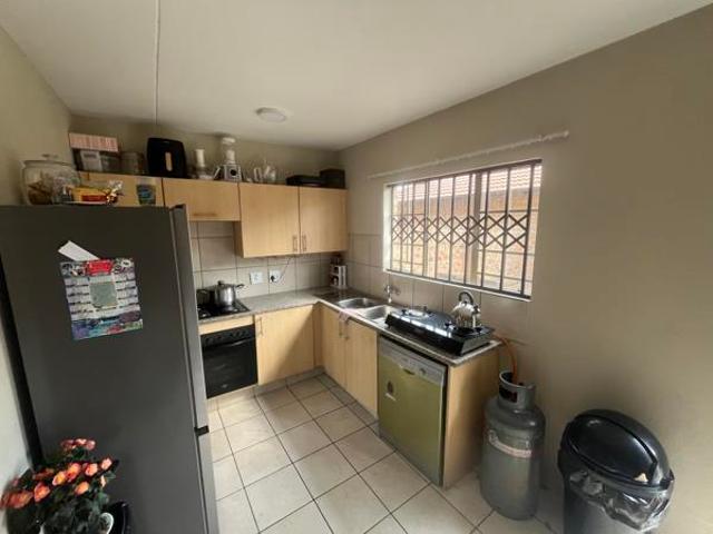 Apartment for rent in Waterkloof, Gauteng