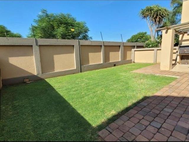 Apartment for rent in Waterkloof, Gauteng