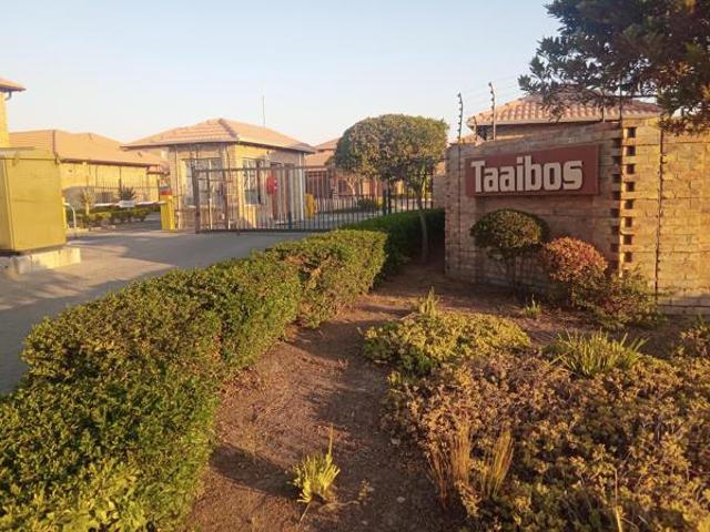 Apartment for rent in Waterkloof, Gauteng