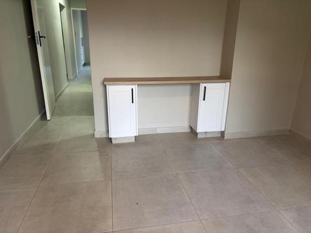 Apartment for sale in Oranjeville, Free State