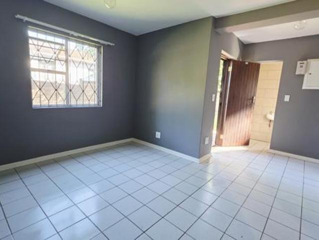 Apartment for sale in UMhlathuze Municipality, Kwazulu-natal