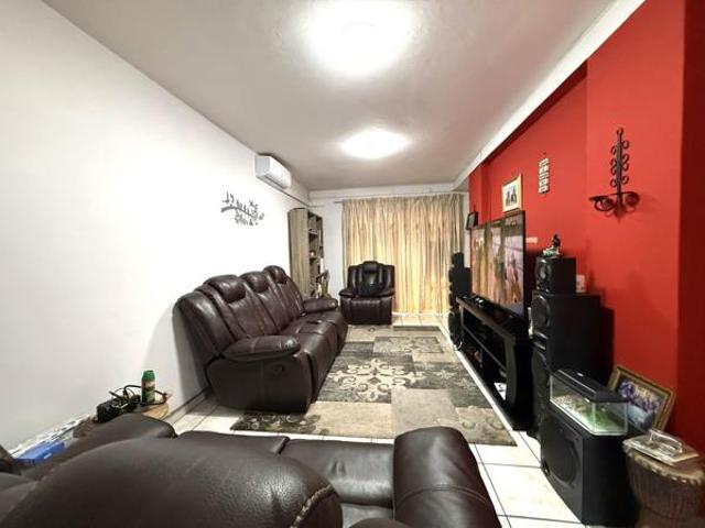 Apartment for sale in UMhlathuze Municipality, Kwazulu-natal