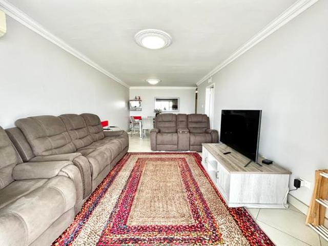 Apartment for sale in Princess Grant, Kwazulu-natal