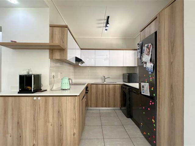 Apartment for sale in Princess Grant, Kwazulu-natal