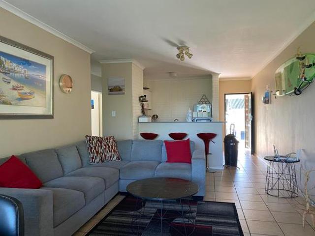 Apartment for rent in Princess Grant, Kwazulu-natal