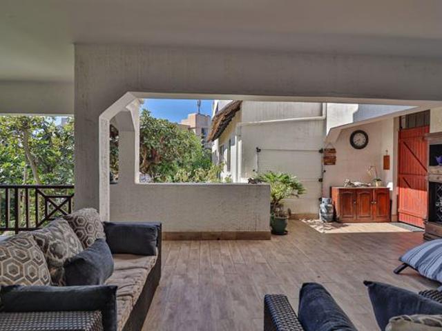 Apartment for sale in Princess Grant, Kwazulu-natal