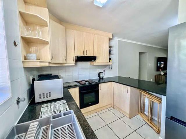 Apartment for sale in Princess Grant, Kwazulu-natal