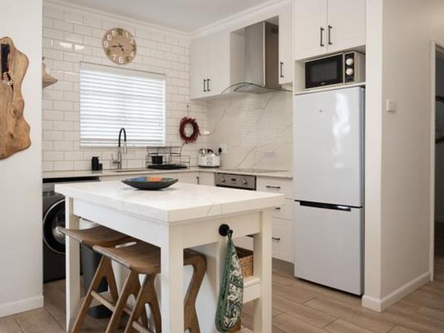 Apartment for sale in Princess Grant, Kwazulu-natal