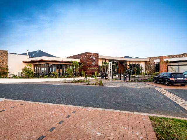Apartment for sale in Princess Grant, Kwazulu-natal