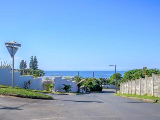 Apartment for sale in Princess Grant, Kwazulu-natal
