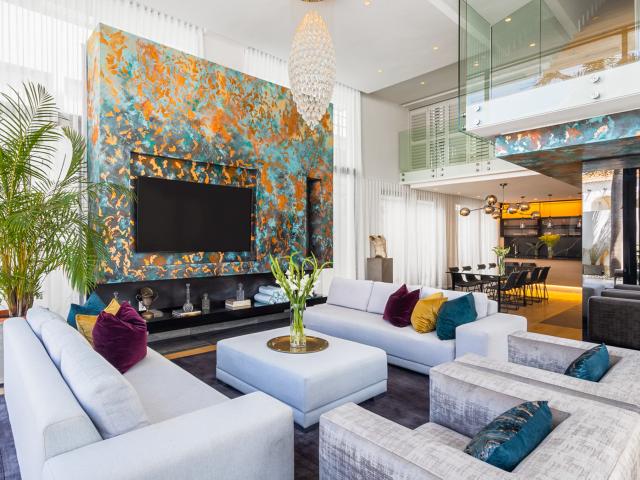 Apartment for sale in Bantry Bay, Cape Town