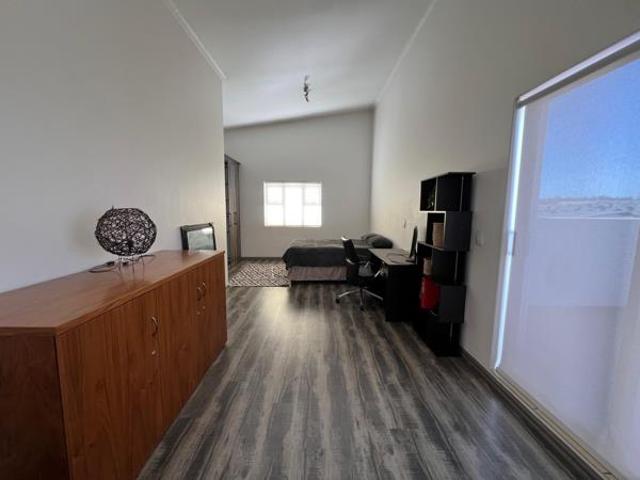 Apartment for sale in Vosloorus, Gauteng