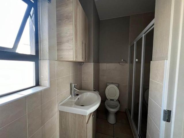 Apartment for sale in Vosloorus, Gauteng