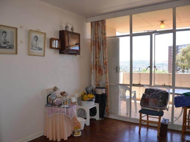 Apartment for sale in Vosloorus, Gauteng