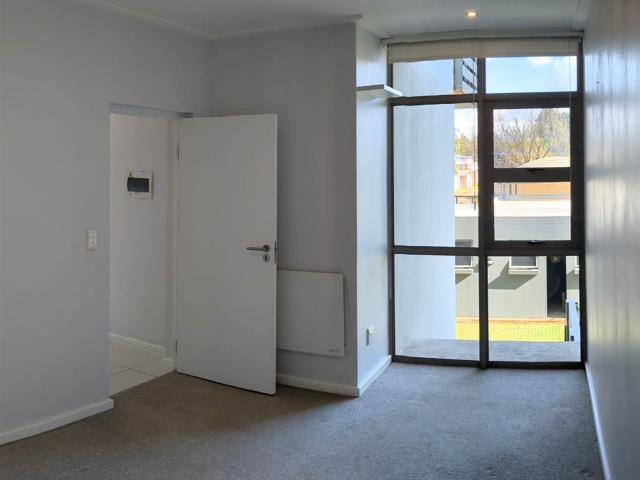 Apartment for sale in Johannesburg, East