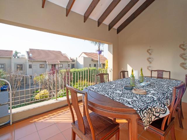 Apartment for sale in Bedfordview, City of Ekurhuleni Metropolitan Municipality