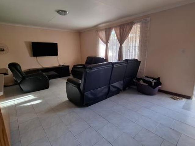 Apartment for sale in 57 Waterberg, Lephalale Local Municipality