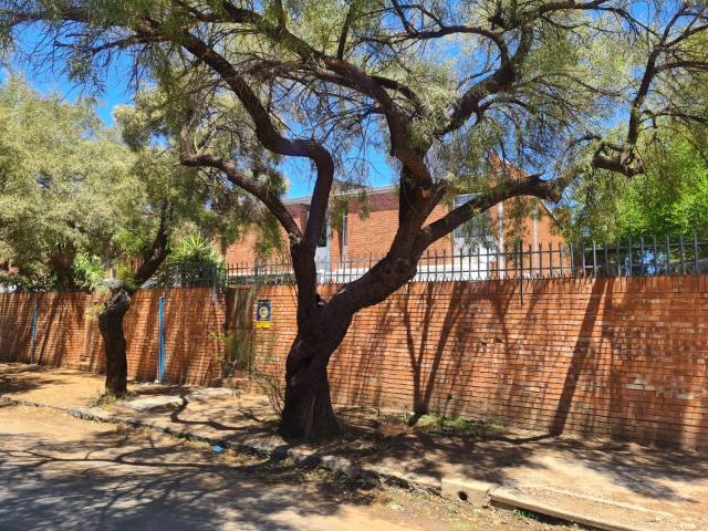 Apartment for sale in Frances Baard, Northern Cape