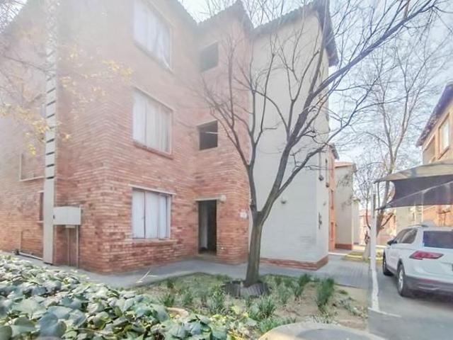Apartment for rent in Glenmarais, Ekurhuleni