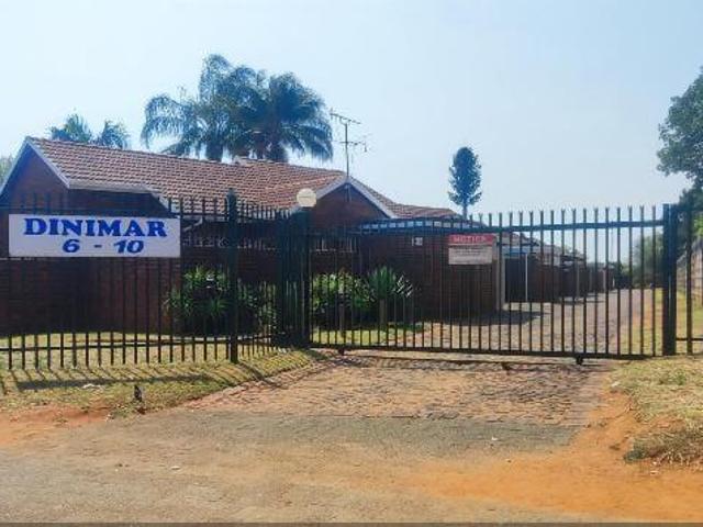 Apartment for sale in Birchleigh North, Kempton Park