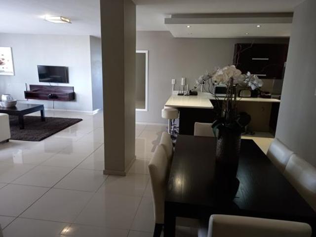 Apartment for sale in Cape Town, Western Cape