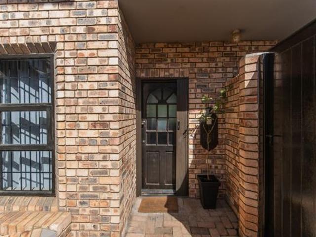 Apartment for sale in Eastern Cape