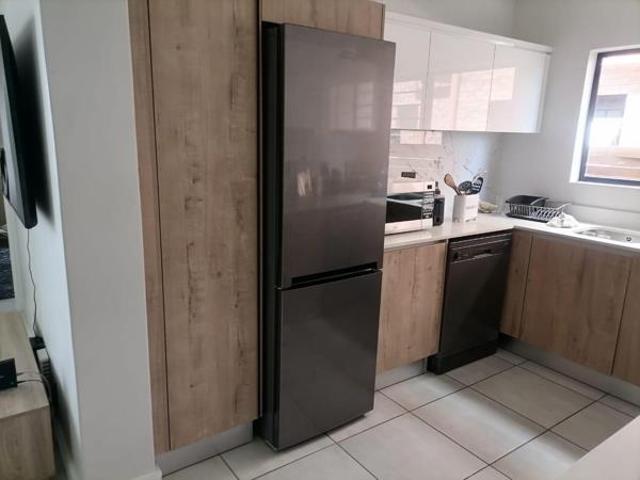 Apartment for rent in Waterkloof, Gauteng
