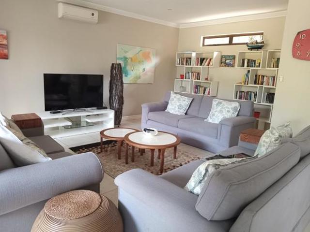 Apartment for rent in Princess Grant, Kwazulu-natal