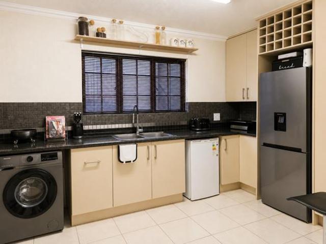 Apartment for rent in Waterkloof, Gauteng