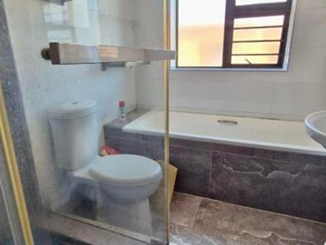 Apartment for sale in Nelson Mandela Bay Ward 18, Nelson Mandela Bay Metropolitan Municipality
